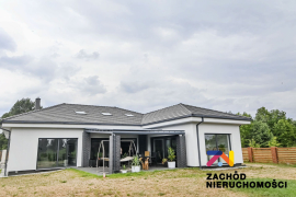 Bardzo atrakcyjny, przestronny dom w Droszkowie